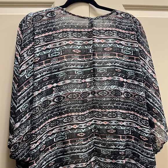 No Boundaries Multi-Color Fly Away Cardigan Size XXL - Picture 8 of 10